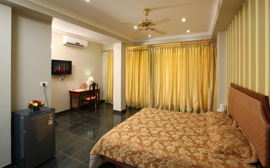 Eagleton - The Golf Resort Bidadi Phòng bức ảnh
