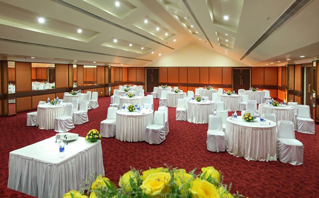 Eagleton - The Golf Resort Bidadi Ngoại thất bức ảnh