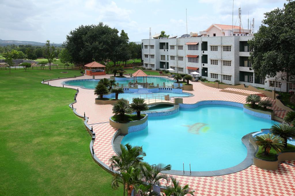 Eagleton - The Golf Resort Bidadi Ngoại thất bức ảnh